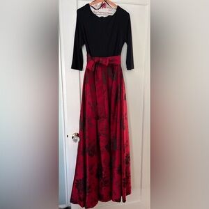 Jessica Howard Black and Red Floral Long Sleeve Dress